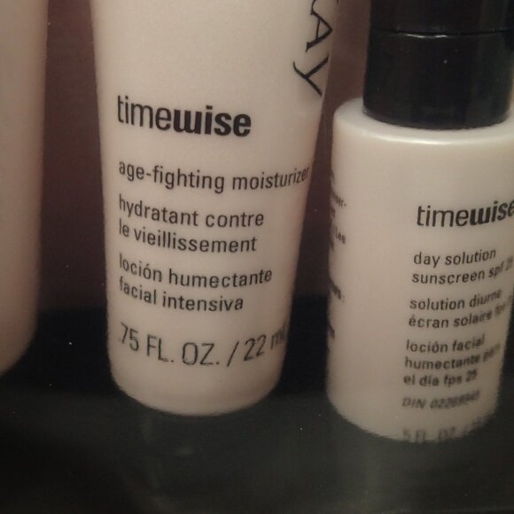 Mary Kay Timewise Trial Miracel Set Normal to Dry Skin - Picture 6 of 6